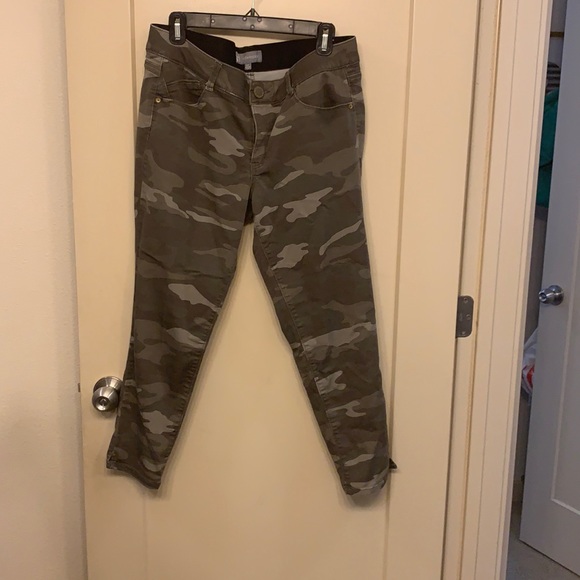 Wit & Wisdom Denim - Camo pants